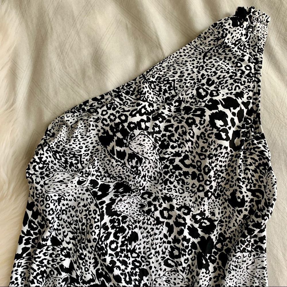 NWOT DKNY Swim Coverup Animal print Sz M - Picture 5 of 8